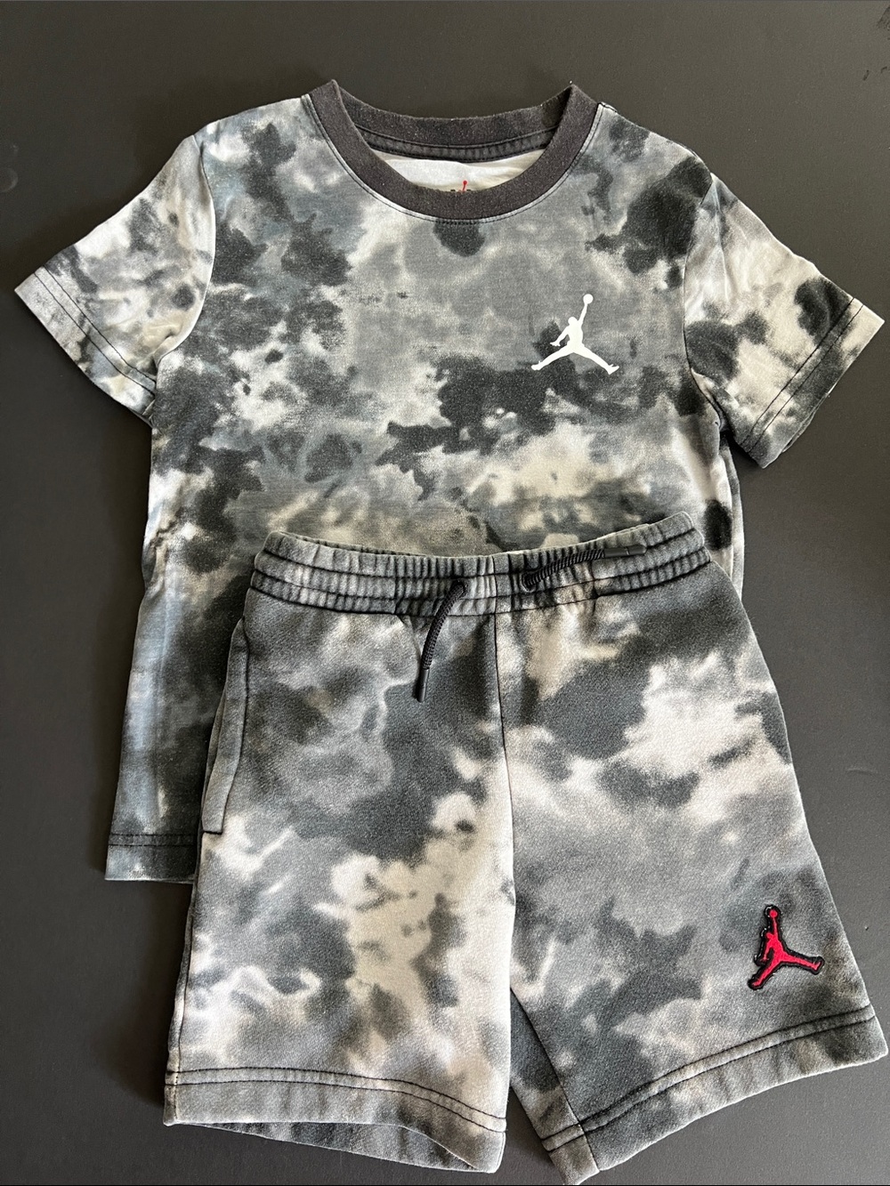 Jordan Kids Tie-Dye Tee & Shorts Set - Black, Gray, White